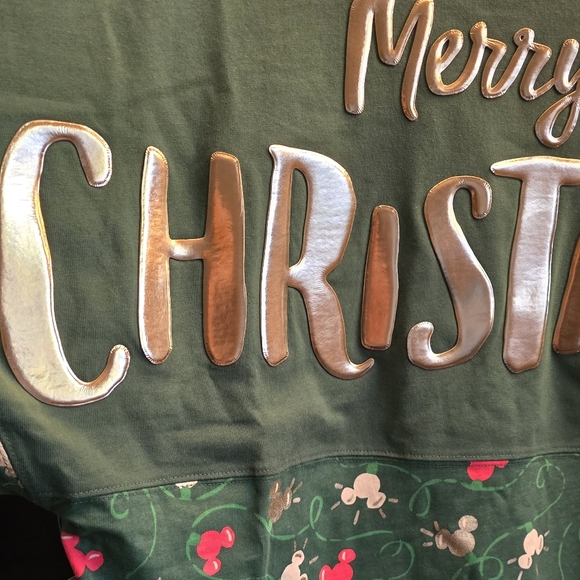 2024 Merry Christmas Disneyland Spirit Jersey - Picture 5 of 6